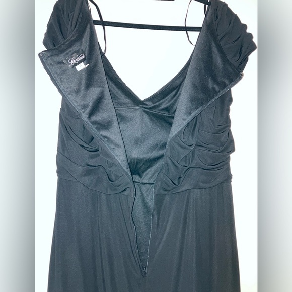 La Femme Ruched Jersey Column Gown Floor Length Dress In Black Sz 20 (Like New) - Picture 13 of 16